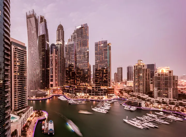 Marina properties with planted architecture and smart-home design — image 2